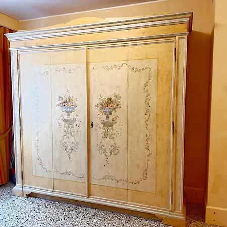 Stucky House Apartman Velence