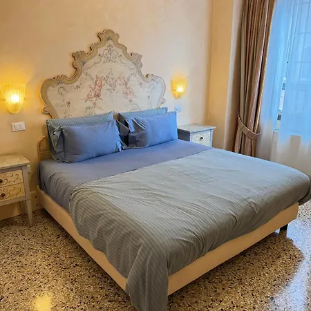 Апартаменты Stucky House