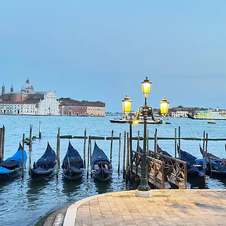 Stucky House * Venezia